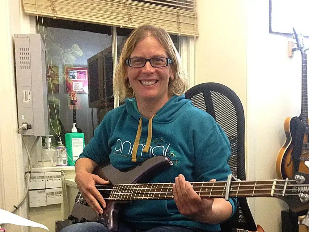 Bass guitar lesson at Morningside School of Music, Edinburgh
